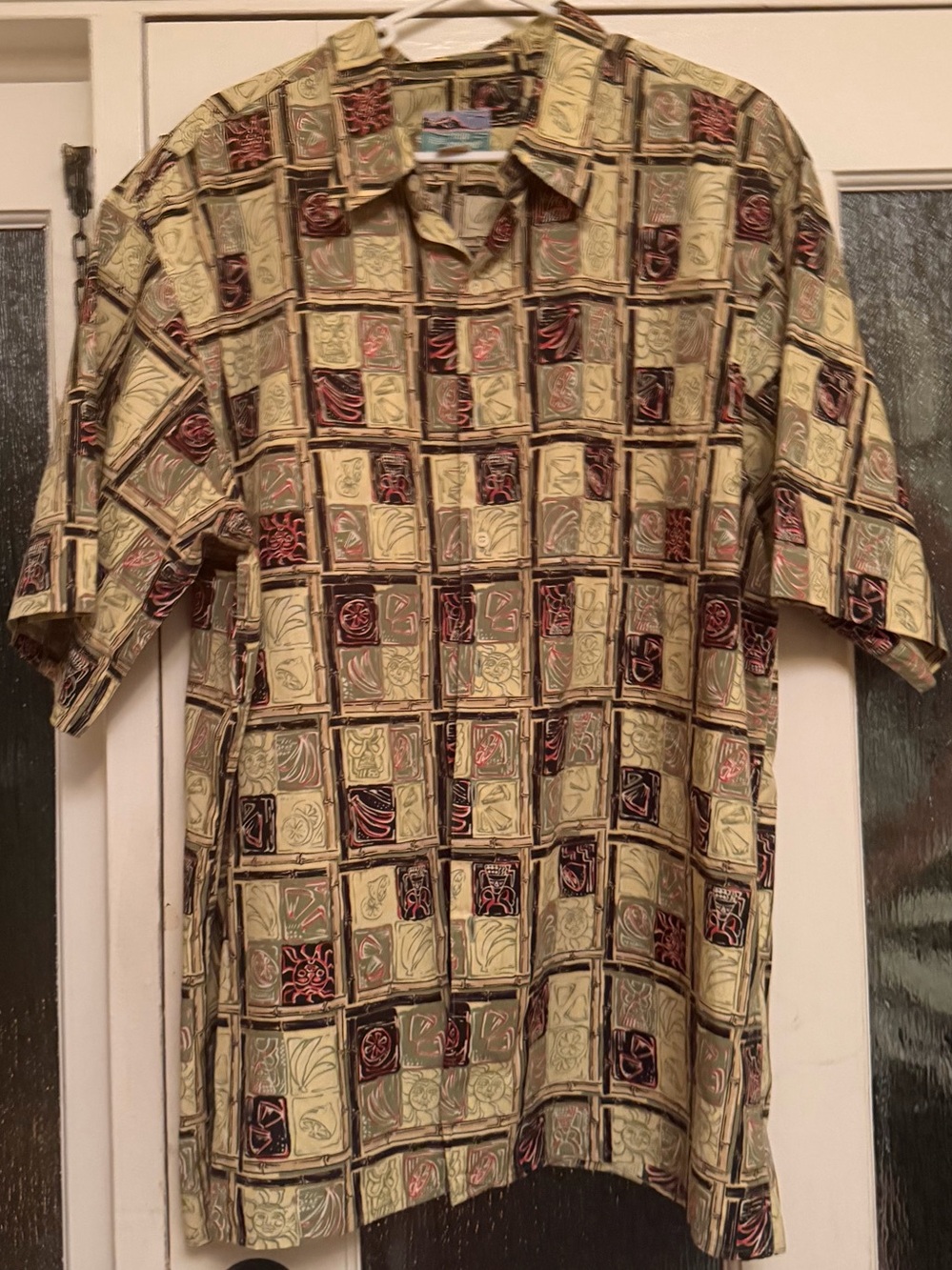 reyn spooner Beige, Green and Black Patterned Hawaiian Button-Down Shirt